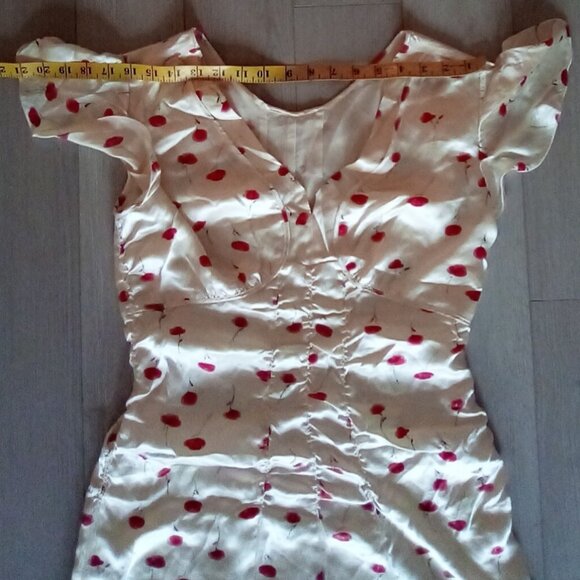 Silk Charmeuse Cherry Print Ruched Dress Size M - Picture 9 of 11